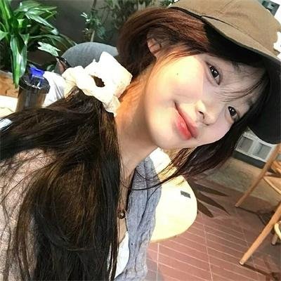 圣诞佳丽
